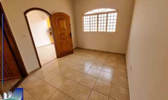 Imagem 3: Casa em JARDINÓPOLIS para Locação