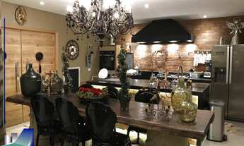 Imagem: Casa alto padrão à venda condomínio Royal