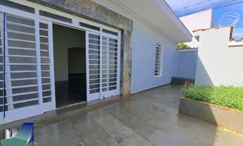 Imagem: CASA COMERCIAL DE ESQUINA - JARDIM MOSTEIRO