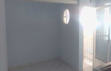 Imagem 4: QUITINETE NO CENTRO DE PEDRA