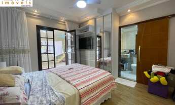 Imagem 3: Casa Bairro Roncon, 3 Dormitórios sendo 1 Suíte, 2 Vagas, 300m²