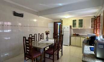 Imagem 6: Sobrado Jardim Pedroso, 3 Dormitórios com Sacada, Vaga para 2 Carros, 354m²