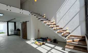 Imagem 3: Sobrado 2 Dormitórios sendo 1 Suíte, 2 Vagas, 190m², Vila Vitória