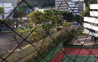 Imagem 2: Alugo Apto em Apart Hotel em Ondina 2/4, Carnaval 2025 p/ 6 pessoas, Vista Mar, Mobiliado