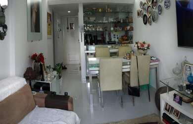 Imagem 4: Alugo Apto em Apart Hotel em Ondina 2/4, Carnaval 2025 p/ 6 pessoas, Vista Mar, Mobiliado