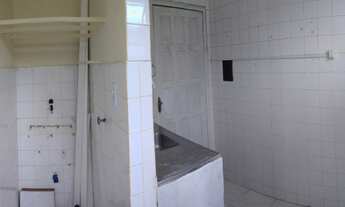 Imagem 4: Vendo Apartamento com 47m² em Pernambués, 2/4, Escadas, Vaga de Estacionamento, em Condomí