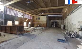 Imagem 2: Vendo Galpão, 980 m². Excelente localização em Pitangueiras, Lauro de Freitas. A 100m da E