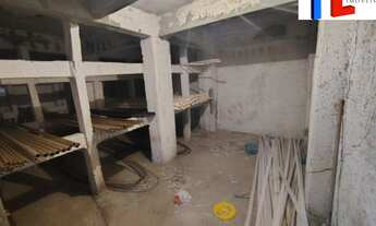 Imagem 7: Vendo Loja, 380m², 1 salão, 4 áreas para estoque, ideal para loja de material de construçã