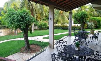 Imagem 4: VENDO Casa Patamares 300m², 980m² Terreno, 4/4 com 1 Suíte, Salas amplas, Piscina, Quiosqu