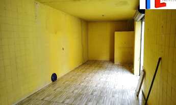 Imagem 2: ALUGO Loja com 24m²- Sete de Abril, com 1 Banheiro privativo. Localizado na lateral da rua