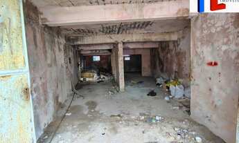 Imagem 2: ALUGO Ponto comercial 90m²- Sete de Abril. Localizado na lateral da rua principal. Valor d