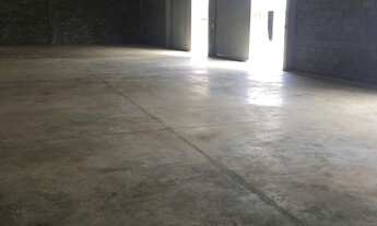 Imagem 6: ALUGO Loja GALPÃO São Cristóvão - 377m² área construída, pé direito 7,5m², 2 banheiros