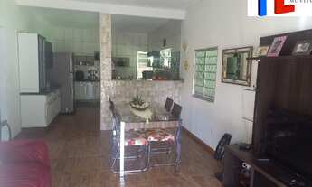 Imagem 2: VENDO casa com terreno 1.304 m²- Barra do Pojuca, 2/4 com suítes e 1 closet, sala ampla, c