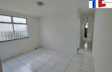 Imagem 3: ALUGO Apartamento com 70m² - Pernambués, 3 quarto, sala, 2 banheiros, cozinha e área serv