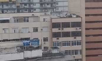 Imagem 2: COPACABANA SHOPPING DOS ANTIQUÁRIOS 2 QUARTOS COM DEPENDÊNCIAS REFORMADO ANDAR ALTO AMPLO