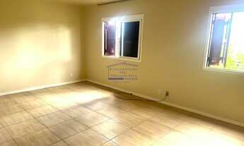 Imagem 7: Excelente casa para locação em Porto Alegre-RS, com 3 quartos, 1 suíte, 2 banheiros e 2 va