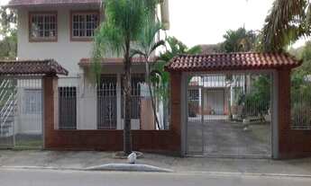 Imagem 4: Imóvel excepcional à venda em Porto Alegre: Casa de 4 quartos, 2 salas, 3 banheiros, 6 vag