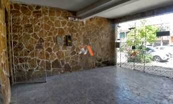 Imagem 2: 2 Casas independentes na Tv. Nina Ribeiro