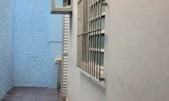 Imagem 7: Casa espaçosa na rua Veiga Cabral