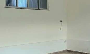 Imagem 4: Casa espaçosa na rua Veiga Cabral