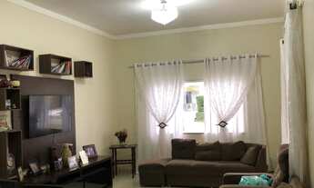 Imagem 2: Casa residencial no condomínio Lion Ville