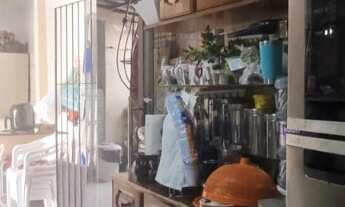 Imagem 5: CASA (PORTEIRA FECHADA) COM 4 QUARTOS SENDO 2 SUITES NO CONJUNTO MEDICI MEDINDO 290M²