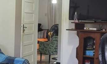 Imagem 3: CASA (PORTEIRA FECHADA) COM 4 QUARTOS SENDO 2 SUITES NO CONJUNTO MEDICI MEDINDO 290M²