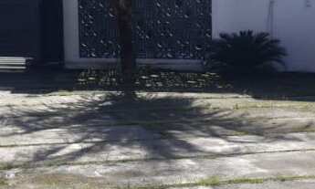 Imagem 3: CASA TÉRREA COM 4 SUÍTES NO CONDOMÍNIO LAGO AZUL! ÁREA PRIVATIVA DE 450M²