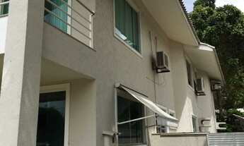 Imagem 2: CONDOMÍNIO RESIDENCIAL CRISTAL VILLE! ÁREA TOTAL DE 800M². 10 VAGAS DE GARAGEM