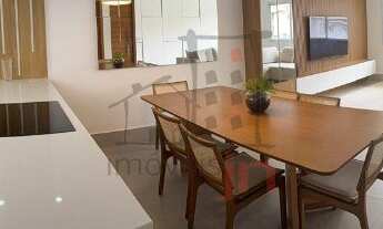 Imagem: Casa - 200 m² - 3 suítes - 5 vagas - Venda