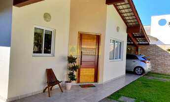 Imagem 2: Casa Moderna com Edícula a Venda na Martim de Sá