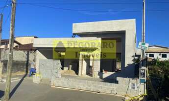 Imagem 2: Casa de Alto Padrão em Fase de Acabamento no Pontal Santa Marina: 3 Quartos, 1 Suíte, 4 Ba