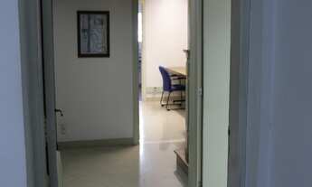 Imagem 6: Casa Comercial no Pacaembu: 9 salas, 6 banheiros, 6 vagas, 300m² - Venda ou Locação em São