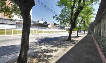 Imagem 3: Galpão Comercial de Alto Padrão para Locação em São Paulo-SP, no Bairro Jaguaré: 8 Salas