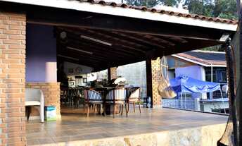 Imagem 3: Imperdível oportunidade de adquirir casa com 4 quartos e 2 suítes em Chácara Jaraguá, São