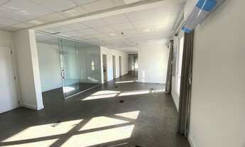 Imagem: Conjunto comercial de alto padrão na Barra