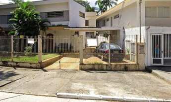 Imagem: LAVANDERIA COBERTA, 3 dormitórios na Rua