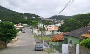 Imagem: Terreno com 345 m² para casa, sobrados