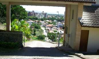 Imagem 7: Terreno com 775 m² e vista MAR no Condomínio Colina dos Açores