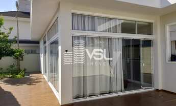 Imagem 7: Casa com 4 dormitórios sendo 1 suíte com hidromassagem, garagem 2 carros