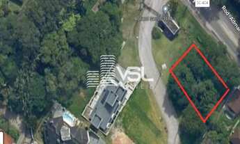 Imagem 4: Terreno com 788 m², no condomínio Roland Garros, subida para morro lagoa