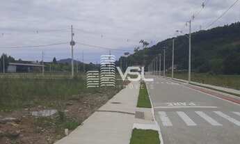 Imagem 4: Terreno com 520 m², Alameda Cezanne na SC 401, lado policia federal