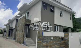 Imagem: Casa nova com 3 Suítes e 2 garagens, Santo