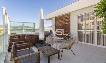 Imagem 7: Cobertura com 3 dormitórios, 3 garagens SEMI MOBILIADA, com linda VISTA MAR