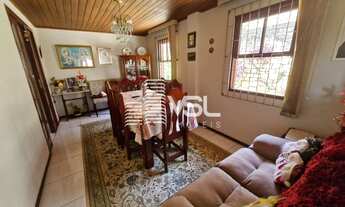 Imagem 2: Casa com 3 dormitórios e terreno com 492 m², todo murado, Saco Grande