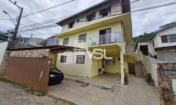 Imagem 2: CASA/PRÉDIO com 8 apartamentos e total de 11 quartos, próximo do FLORIPA SHOPPING