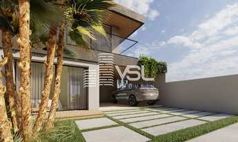 Imagem 4: Casa na Lagoa da Conceição com 3 suítes com closet e sacada, duas vagas de garagens