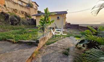 Imagem 3: Propriedade com duas casas, casa principal com 4 dormitórios e terreno de 400 m²