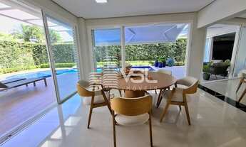 Imagem 4: CASA em JURERE INTERNACIONAL com 4 suítes e vaga para 4 carros