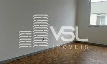 Imagem 2: Apartamento com 2 dormitórios, reformado na Trindade